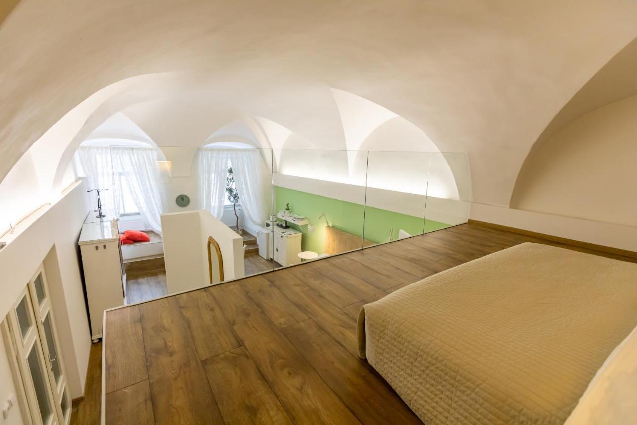 Palac Daun - Studio Apartments Znojmo Dış mekan fotoğraf