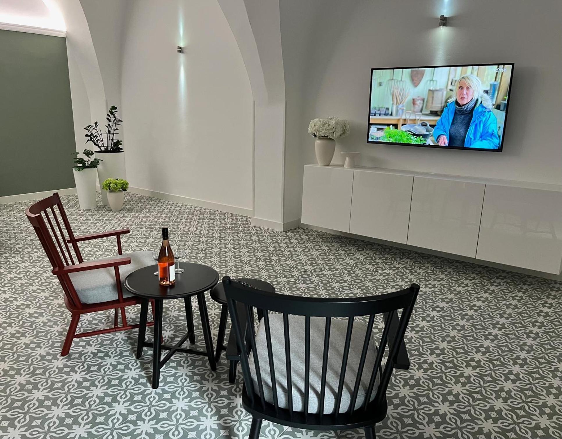 Palac Daun - Studio Apartments Znojmo Dış mekan fotoğraf